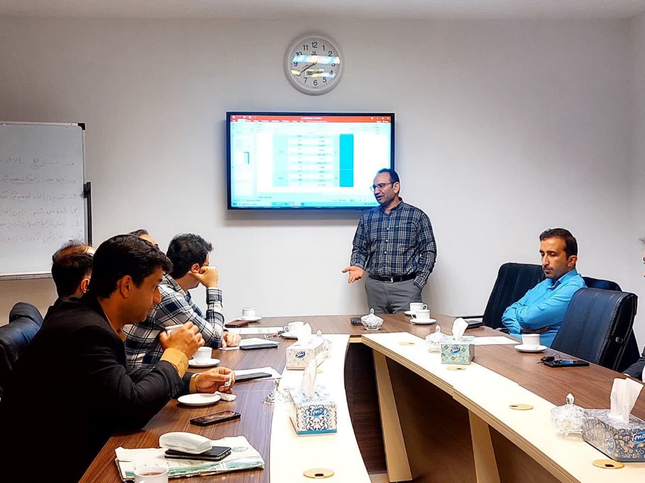 کارگروه تخصصی تامین پارکینگ طبقانی شهرداری قزوین تشکیل شد